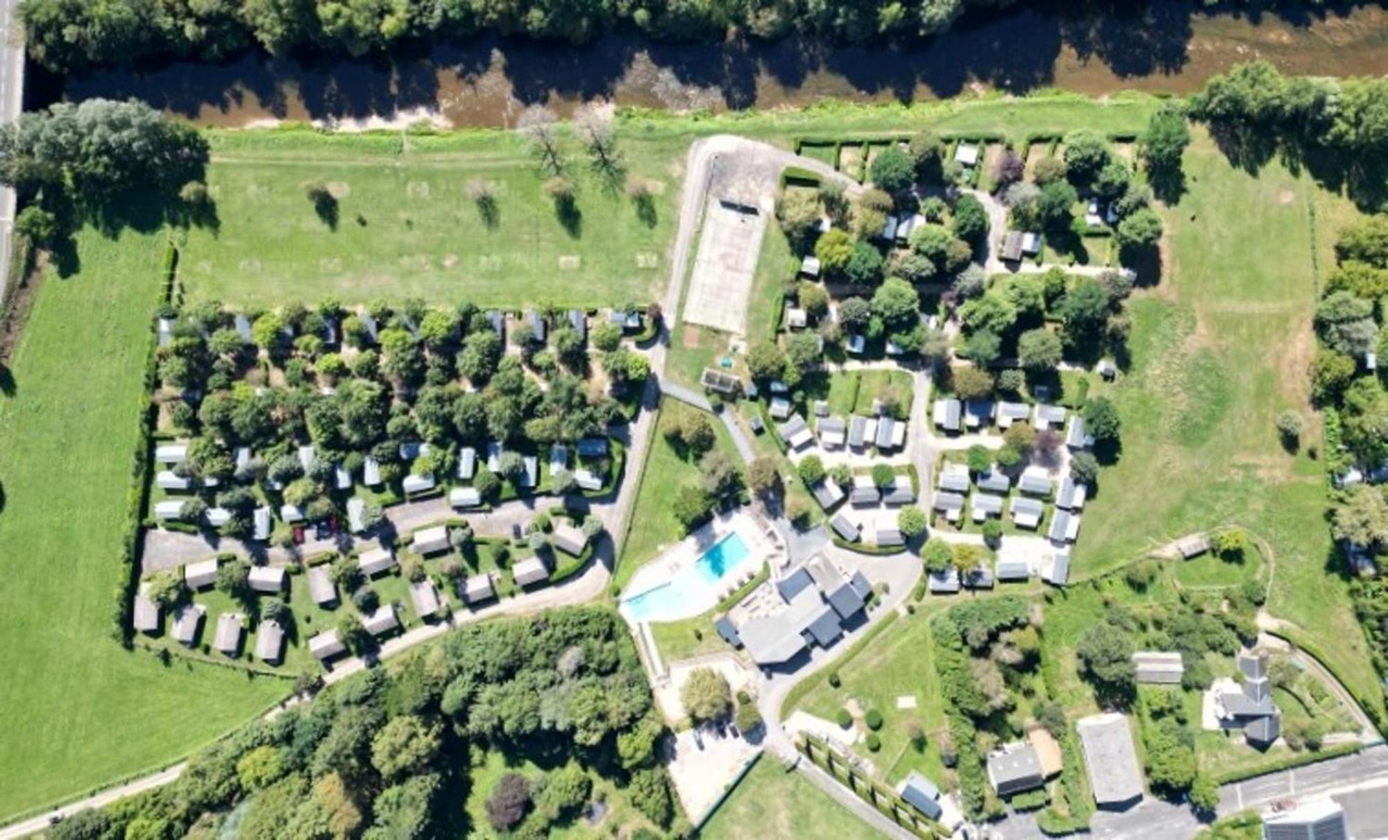Camping Paradis Marmotel Saint-Geniez-dʼOlt المظهر الخارجي الصورة