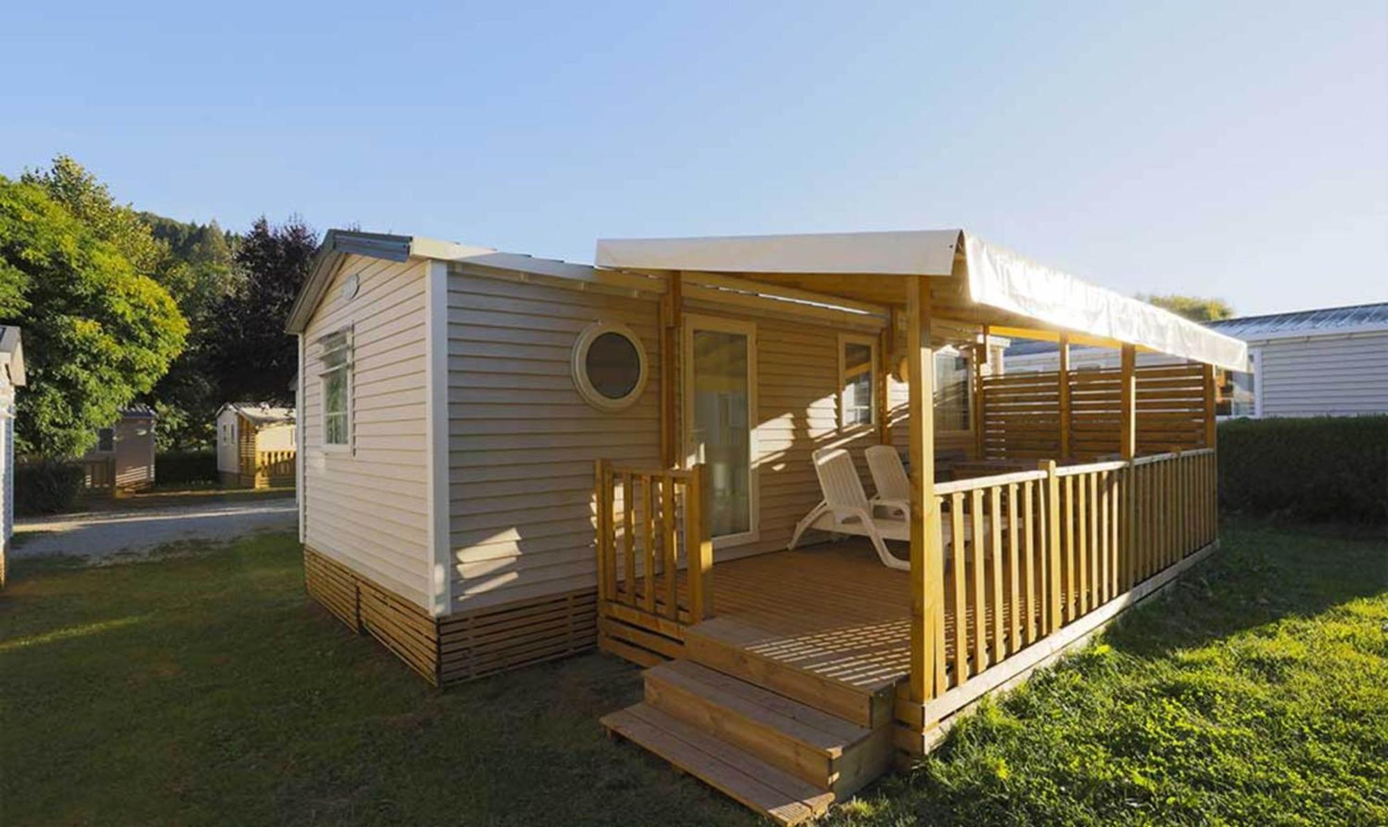 Camping Paradis Marmotel Saint-Geniez-dʼOlt المظهر الخارجي الصورة