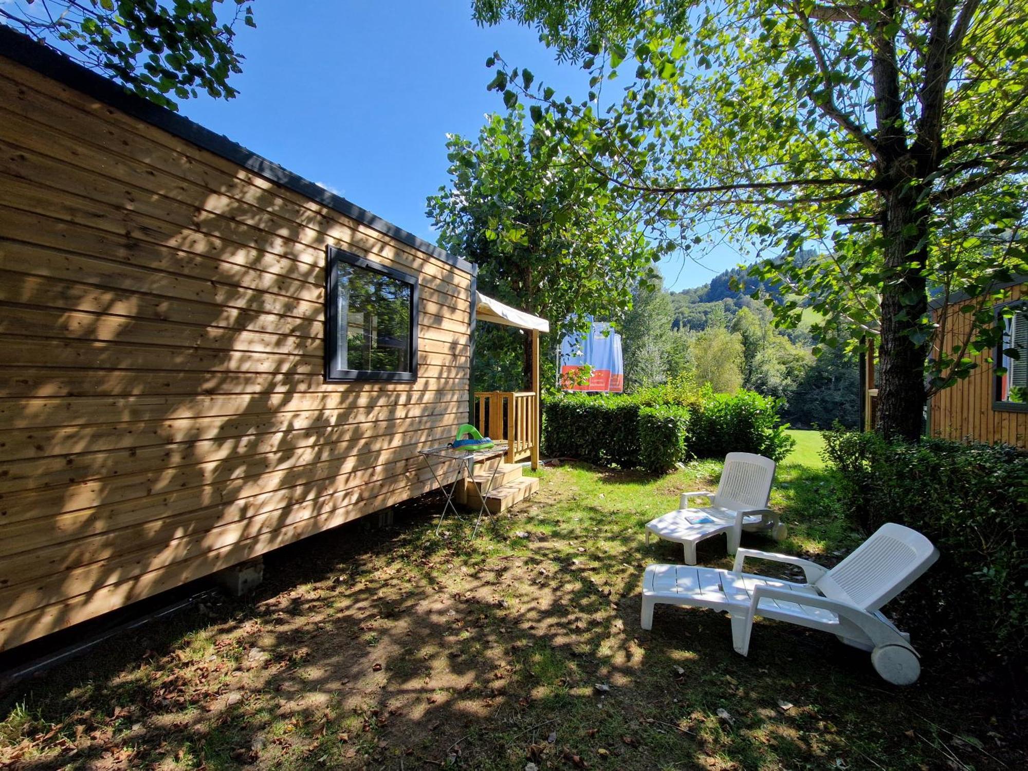 Camping Paradis Marmotel Saint-Geniez-dʼOlt المظهر الخارجي الصورة