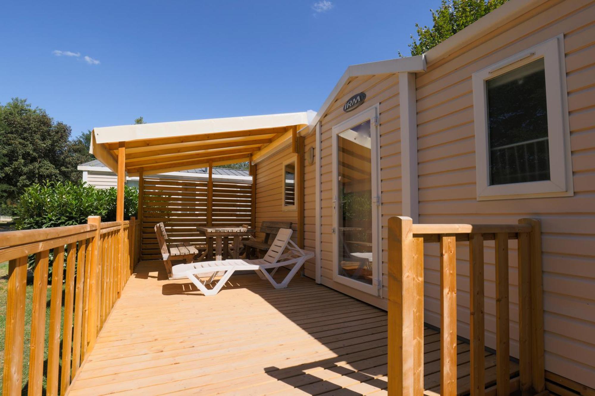 Camping Paradis Marmotel Saint-Geniez-dʼOlt المظهر الخارجي الصورة