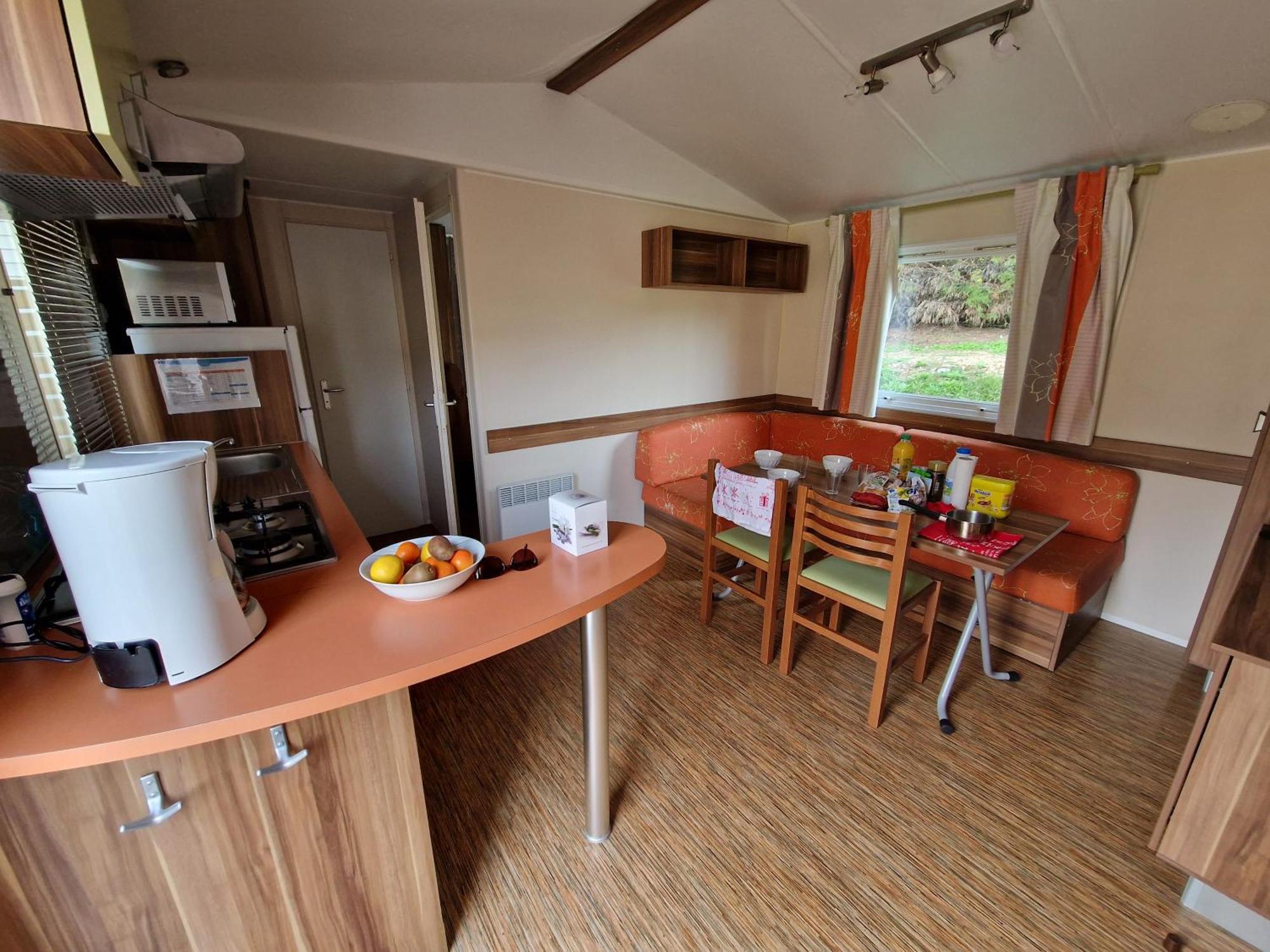 Camping Paradis Marmotel Saint-Geniez-dʼOlt المظهر الخارجي الصورة